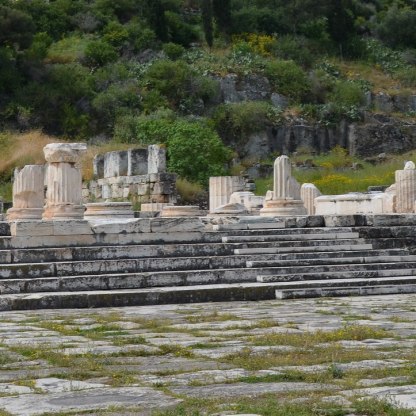 The ancient site of Eleusis, image by Carol Raddato, used under creative common cc by sa