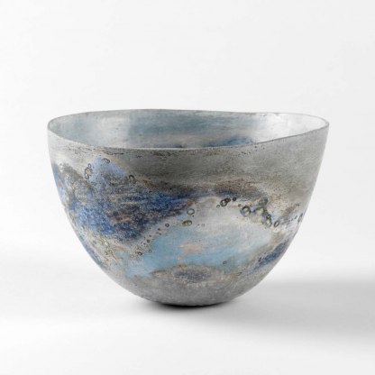 Bowl (c) Elspeth Owen. Given by Nicholas and Judith Goodison through The Art Fund.
