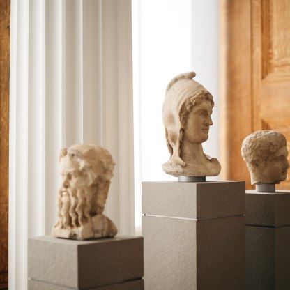 A highlight image for Greek statues on display