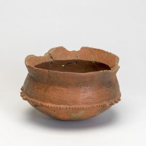 Restored pot with one row of beaded decoration, unknown Ni-Vanuatu maker, made in Espiritu Santo, Vanuatu. Local clay
